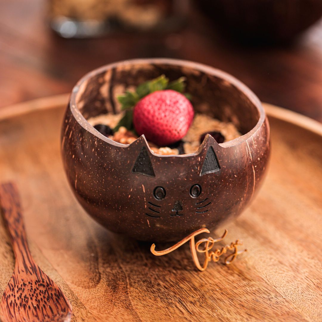 Thenga Coconut Shell Animal Kids Bowl with Spoon - CAT ( Set of 1 )