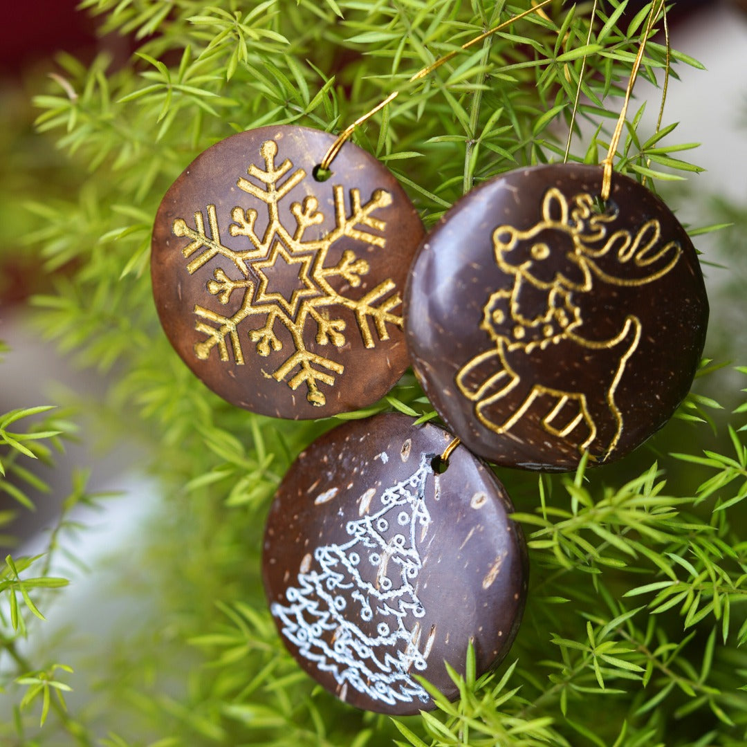 Thenga Coconut Shell Christmas Hanging Decorations - Set of 6 (2 Reindeer, 2 Trees, 2 Snowflakes)